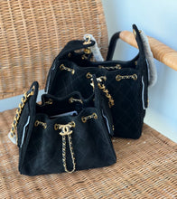 Load image into Gallery viewer, Sac Chanel 25
