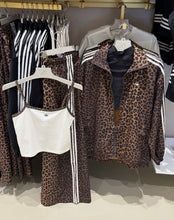 Load image into Gallery viewer, Ensemble Adidas léopard
