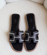 Load image into Gallery viewer, Mules Hermès Oran Denim
