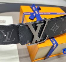 Charger l&#39;image dans la galerie, Ceinture Louis Vuitton
