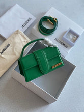 Load image into Gallery viewer, Sac Jacquemus Bambino
