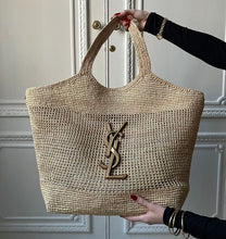Charger l&#39;image dans la galerie, Sac de Plage Yves Saint Laurent
