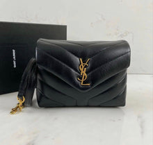 Charger l&#39;image dans la galerie, Sac Yves Saint Laurent Loulou Toy
