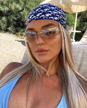Charger l'image dans la galerie, Lunettes de soleil Chanel
