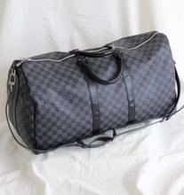 Load image into Gallery viewer, Sac de voyage Louis Vuitton

