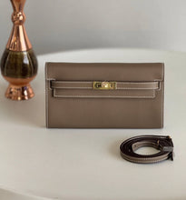 Charger l&#39;image dans la galerie, Pochette Hermès Kelly
