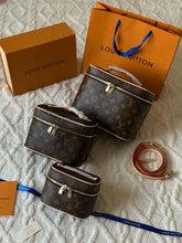 Charger l'image dans la galerie, Vanity Louis Vuitton
