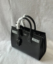 Charger l'image dans la galerie, Sac de Jour Yves Saint Laurent
