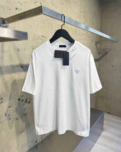 Load image into Gallery viewer, T shirt Prada
