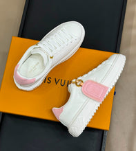 Load image into Gallery viewer, Sneakers Louis Vuitton
