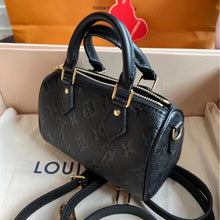 Charger l&#39;image dans la galerie, Sac Louis Vuitton Nano Speedy
