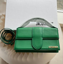Load image into Gallery viewer, Sac Jacquemus Bambino
