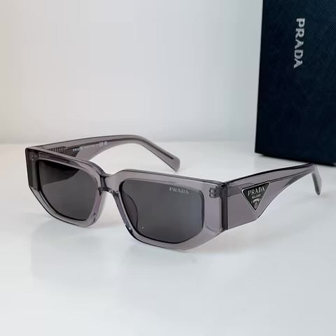 Lunettes de soleil Prada
