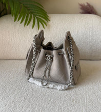 Load image into Gallery viewer, Sac Chanel 25
