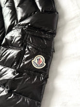Load image into Gallery viewer, Doudoune Moncler

