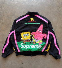 Load image into Gallery viewer, Veste Supreme x Spongebob
