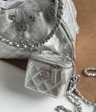 Charger l'image dans la galerie, Pochette Chanel
