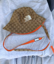 Load image into Gallery viewer, Bob Gucci x The North Face réversible
