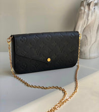 Charger l'image dans la galerie, Pochette Louis Vuitton Félicie
