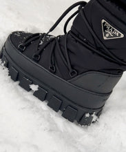 Charger l&#39;image dans la galerie, Bottes Prada

