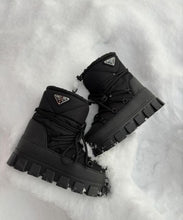 Charger l'image dans la galerie, Bottes Prada
