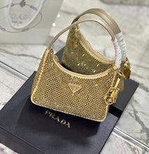 Charger l&#39;image dans la galerie, Sac Prada Reedition
