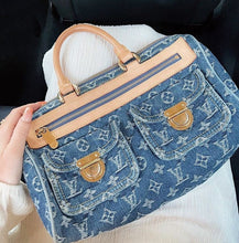 Charger l&#39;image dans la galerie, Sac Louis Vuitton Denim
