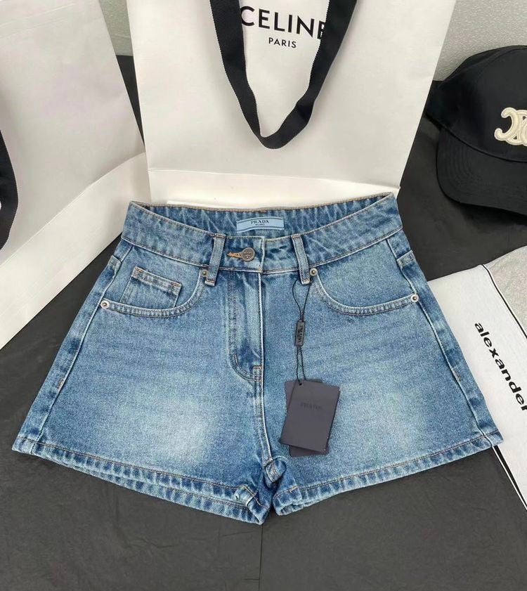 Short Prada