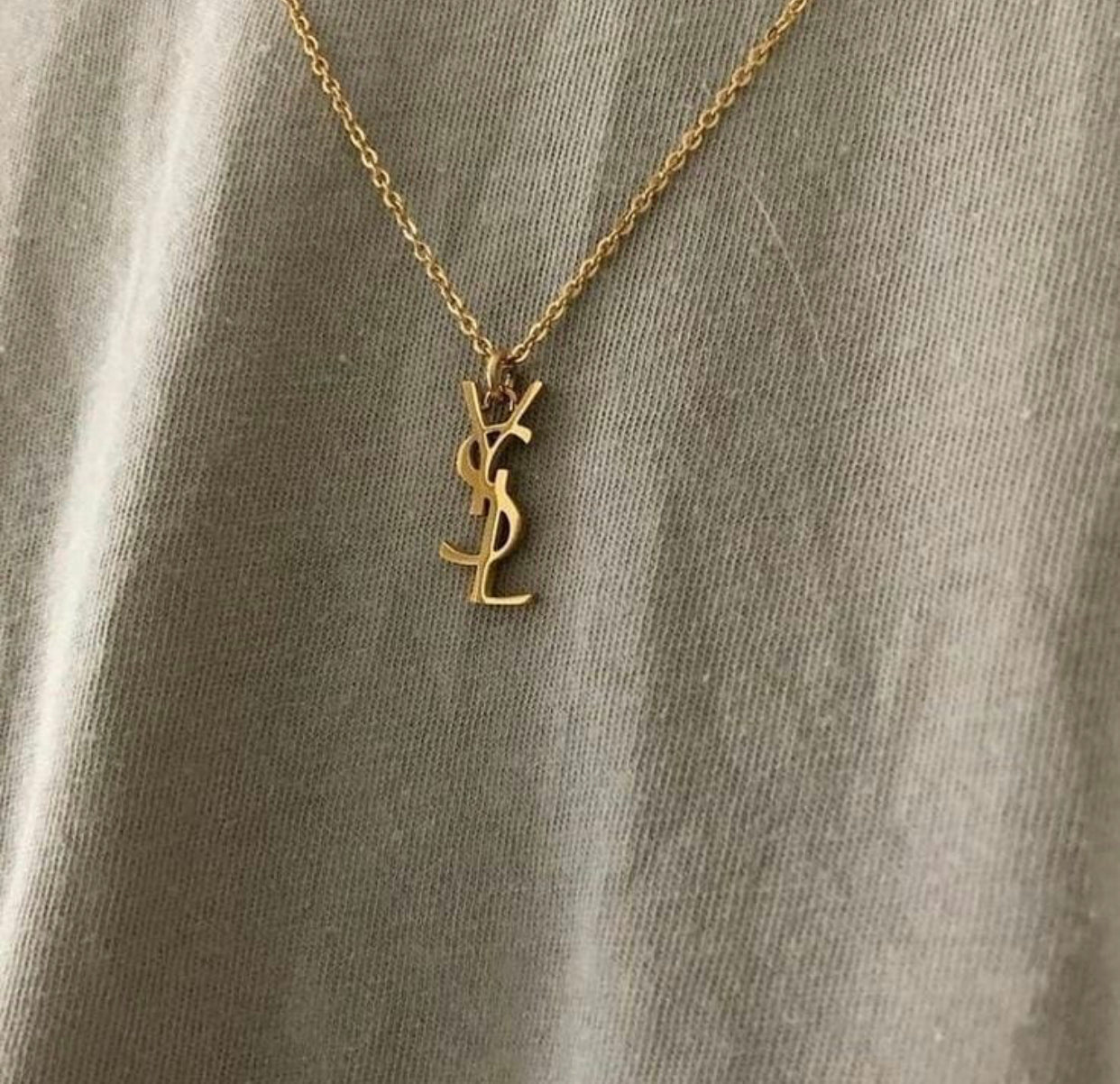 Collier Fantaisie Promotionnel YSL (Yves Saint Laurent) - Acier Doré - Occasion