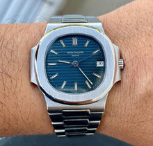 Charger l&#39;image dans la galerie, Montre Patek Philippe Nautilus
