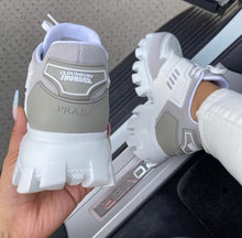 Charger l&#39;image dans la galerie, Prada Cloudbust
