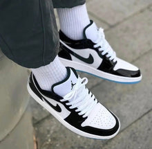 Charger l&#39;image dans la galerie, Air Jordan 1 low
